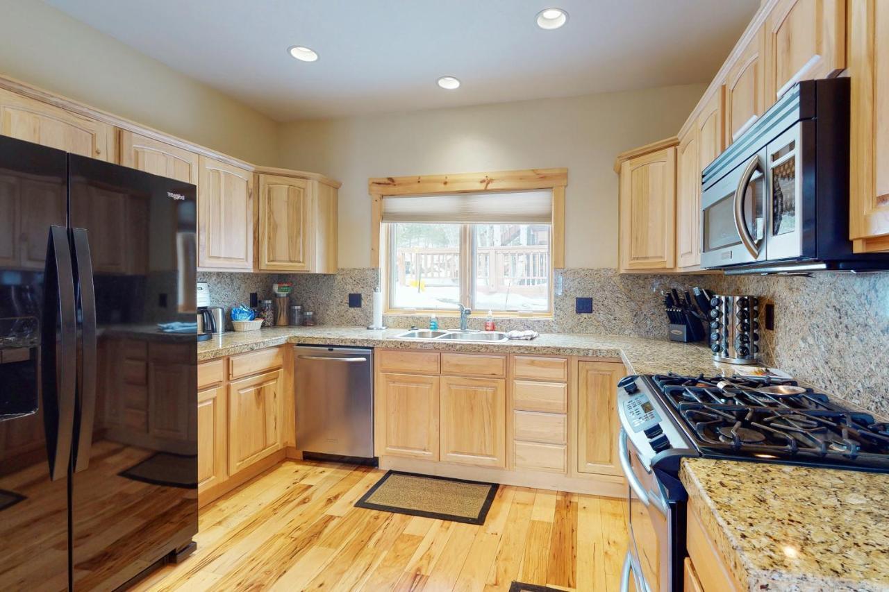 Spruce Ridge Retreat Villa Fraser Bagian luar foto